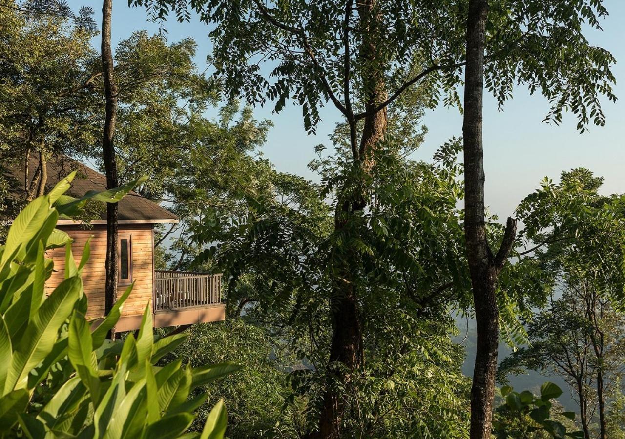 Hotel The Tamara Coorg Kakkabe Exterior foto