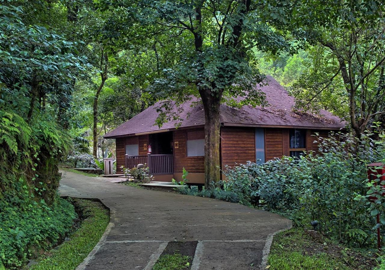 Hotel The Tamara Coorg Kakkabe Exterior foto