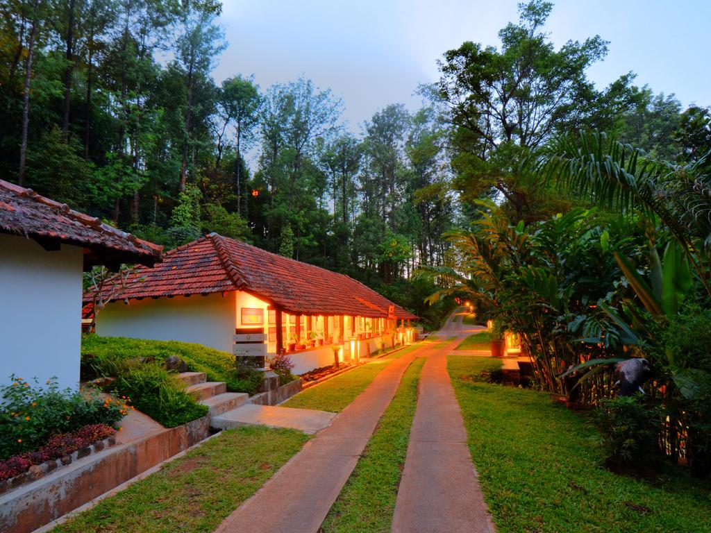 Hotel The Tamara Coorg Kakkabe Exterior foto